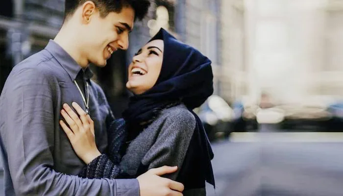 adab berhias untuk suami
