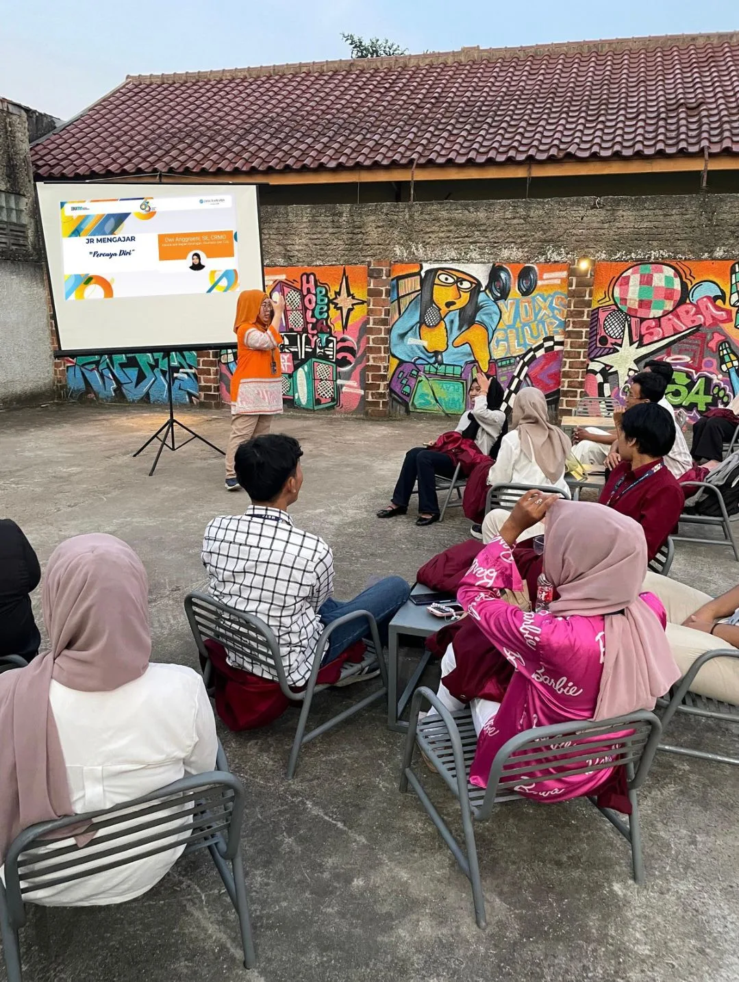membangun rasa percaya diri muslimah