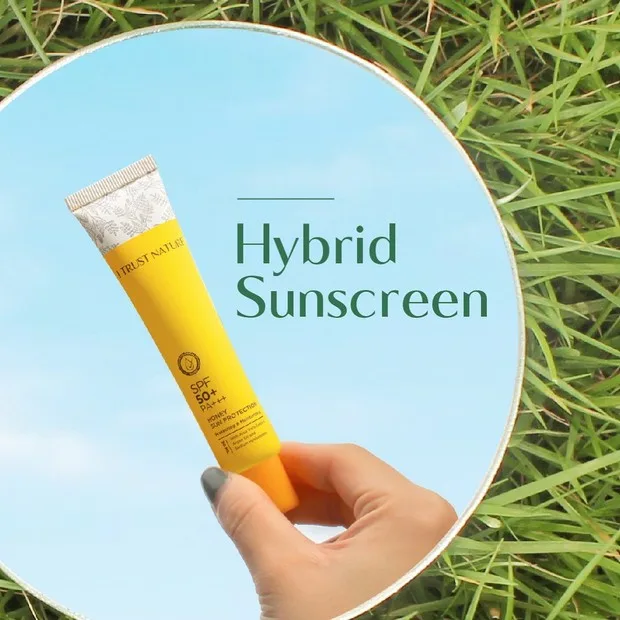 Apa Sebenarnya Hybrid Sunscreen dan Mengapa Formula Ini