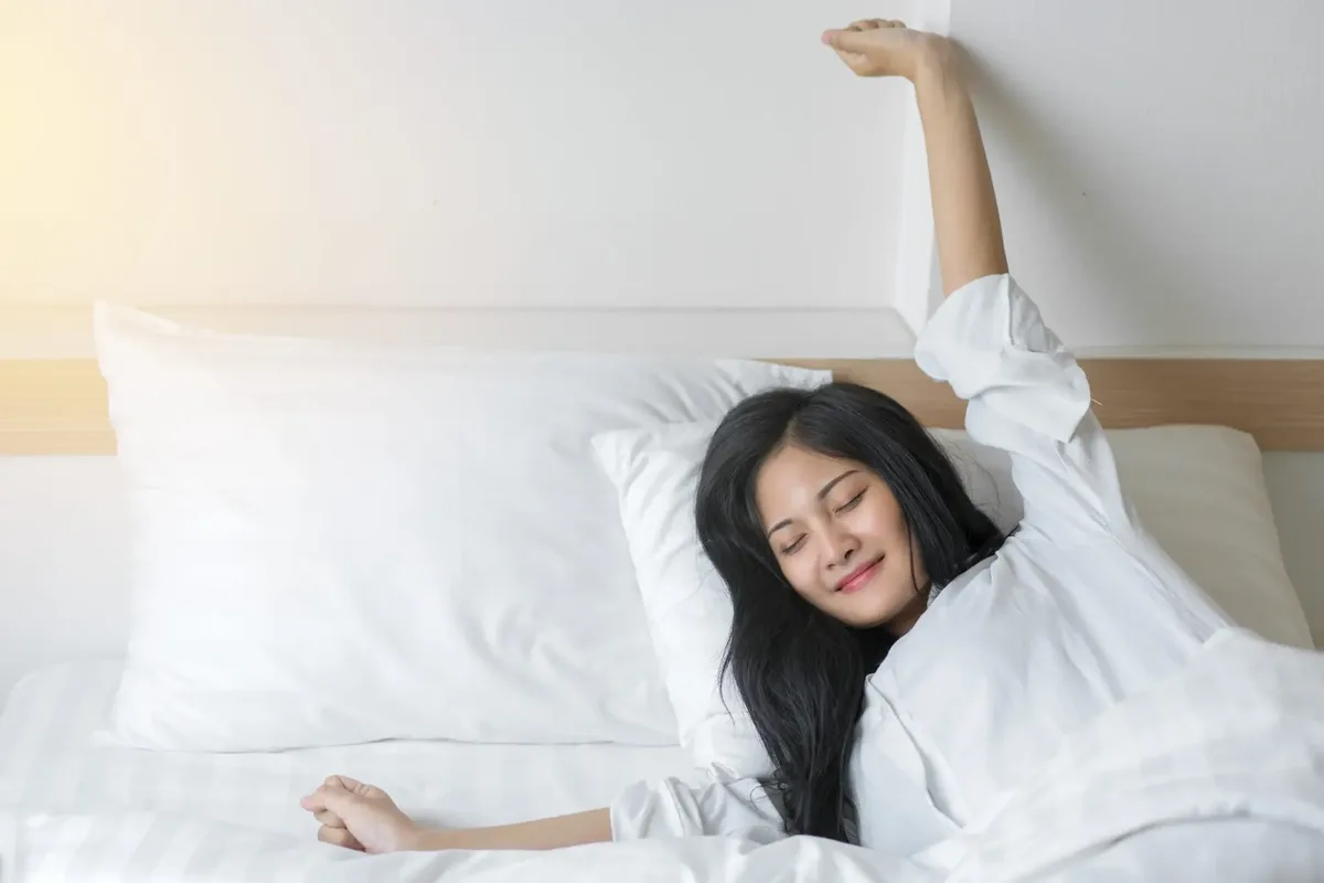 kebiasaan sebelum tidur perempuan - 3. Menutup Utang Hati pada Orang Lain