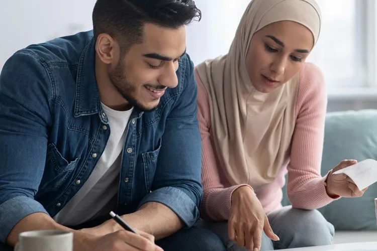 mengatur keuangan rumah tangga islami: Menanamkan Literasi Keuangan Islami Kepada Anak Sejak Dini