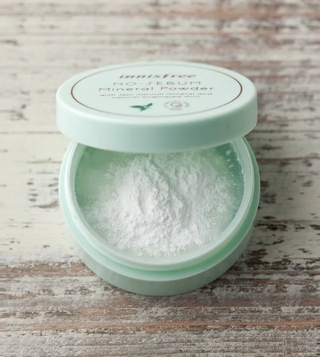 bedak tabur untuk kulit berminyak