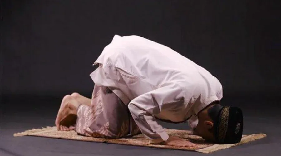 kebiasaan sholat tahajud wanita