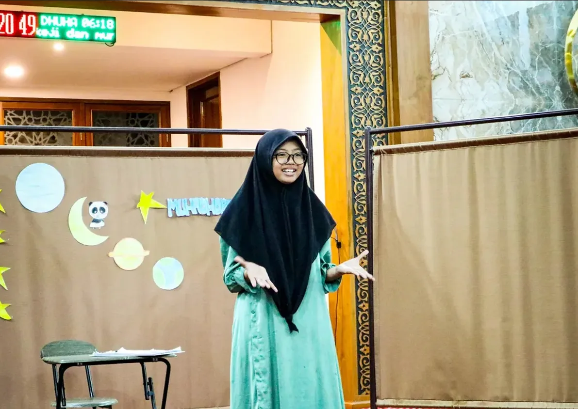 membangun rasa percaya diri muslimah: Percaya Diri dengan Jilbab Syari tanpa Rasa Terbebani