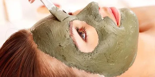 masker wajah alami - Resep 7: Kopi dan Cokelat untuk Kulit yang Butuh Sirkulasi