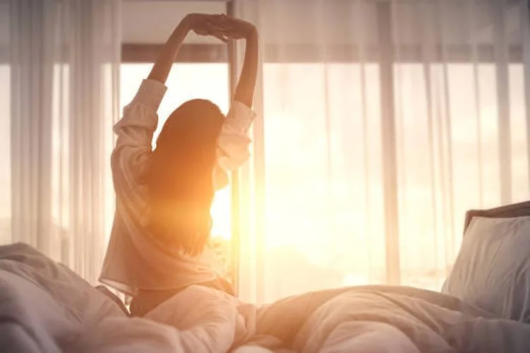 kebiasaan peregangan tubuh bangun tidur
