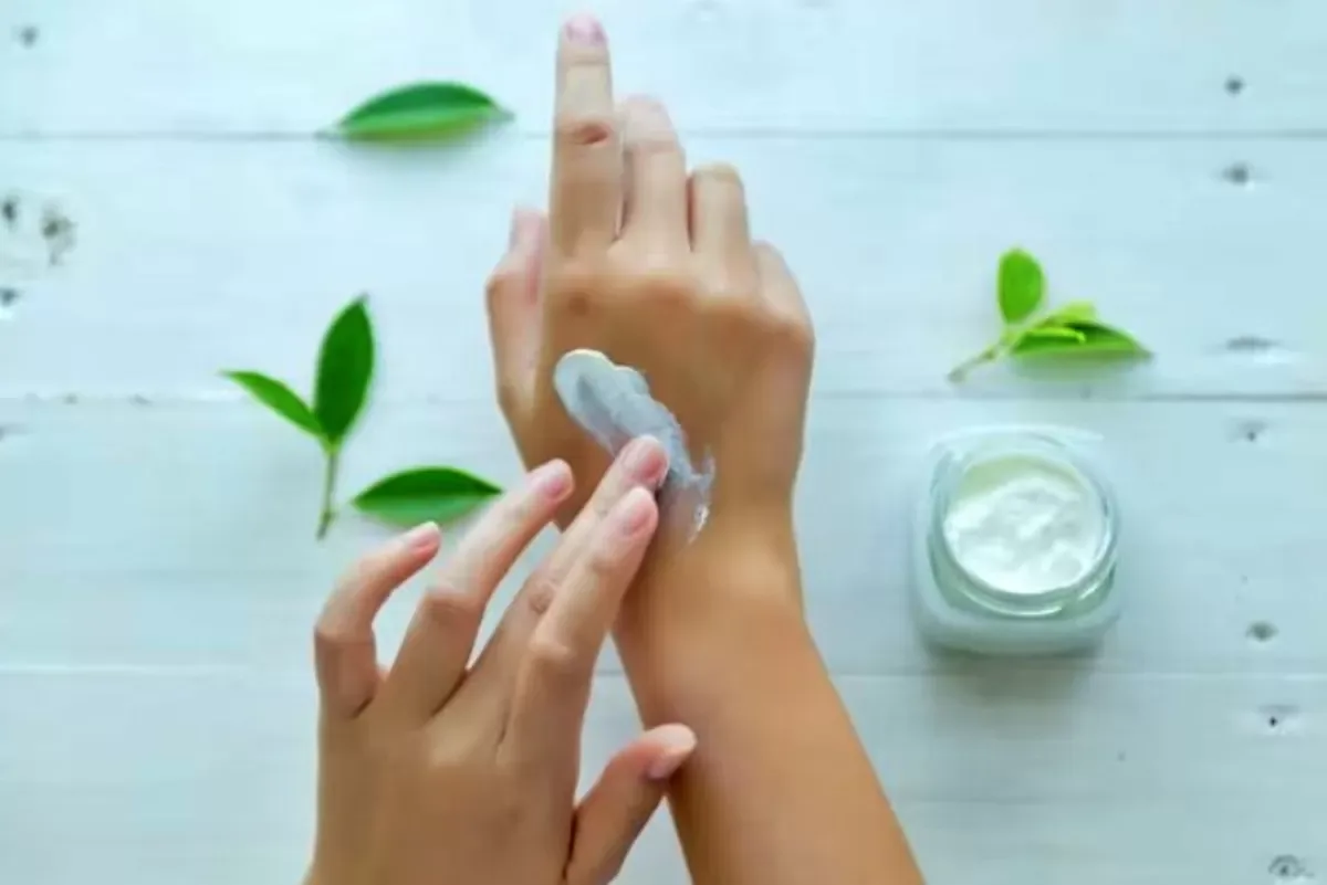 serum dulu atau moisturizer