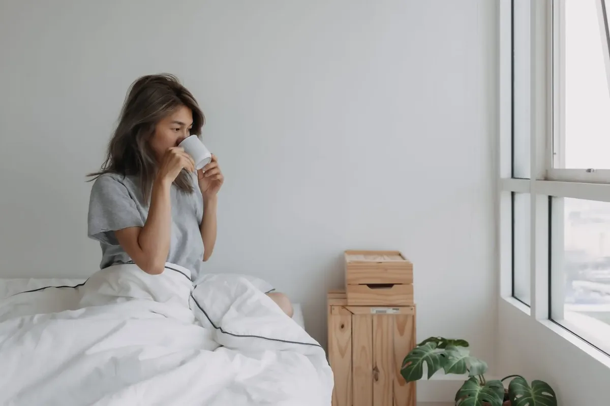 kebiasaan bangun pagi perempuan: Cara agar Tidak Malas Bangun Pagi: Strategi Praktis untuk